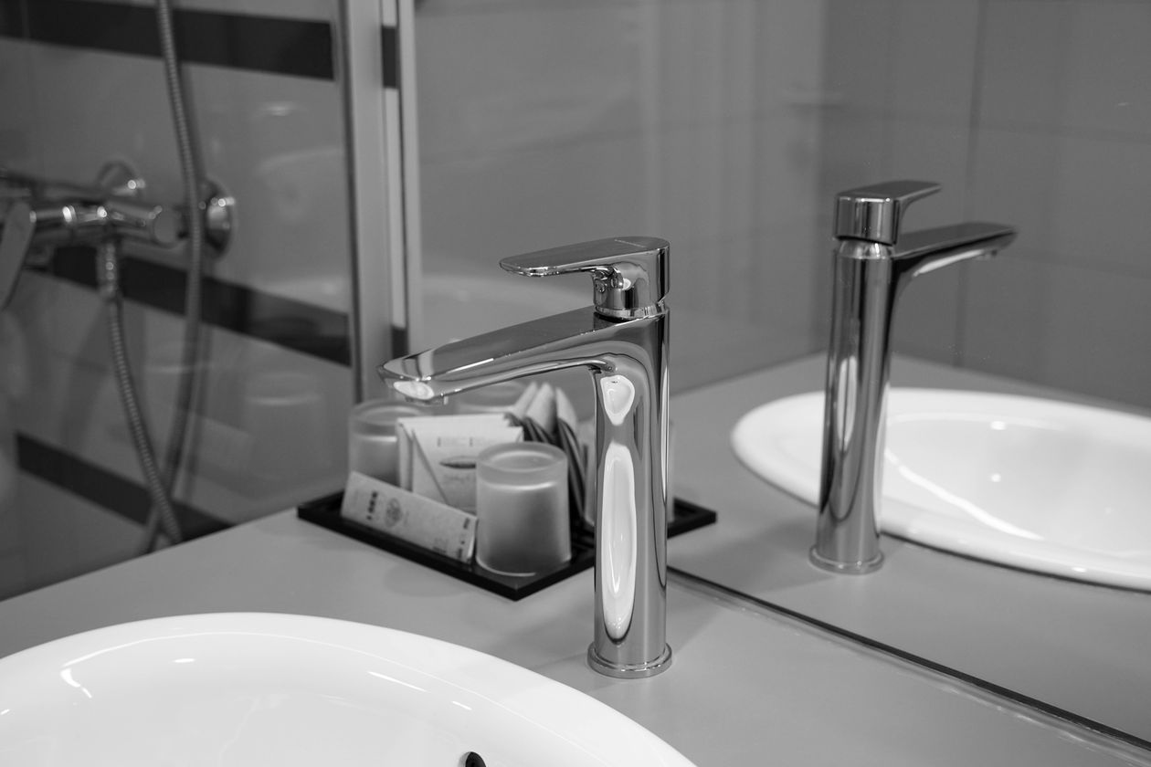 Thiết bị vệ sinh phòng tắm hiện đại